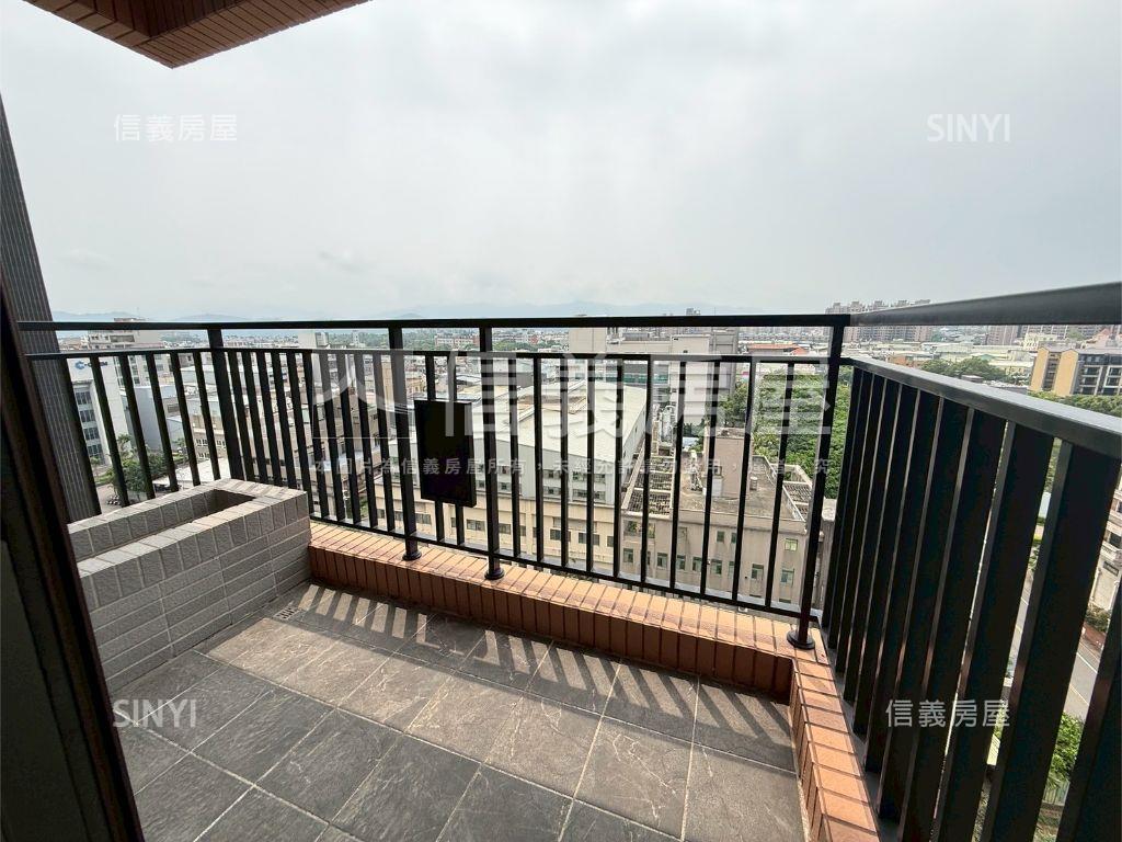 豐盛之城四房雙車位房屋室內格局與周邊環境