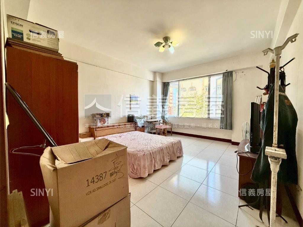 自由正路｜近國道校園透店房屋室內格局與周邊環境