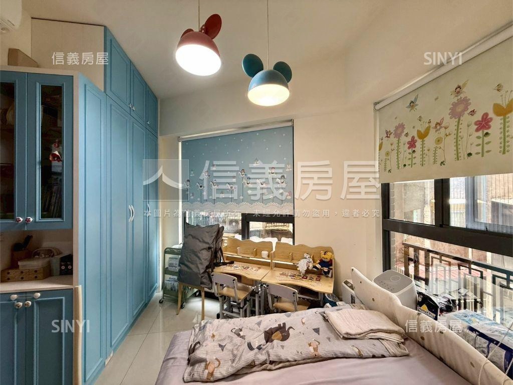 沐心正兩房坡平車位溫馨家房屋室內格局與周邊環境