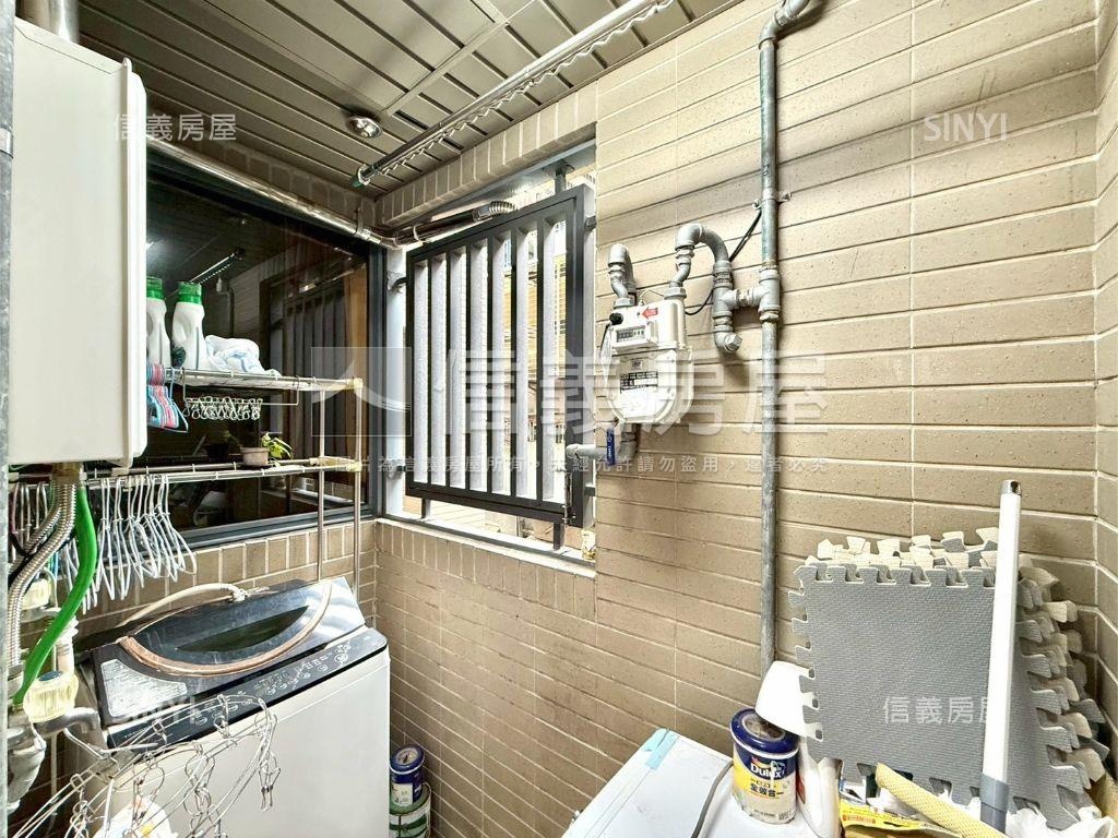 沐心正兩房坡平車位溫馨家房屋室內格局與周邊環境