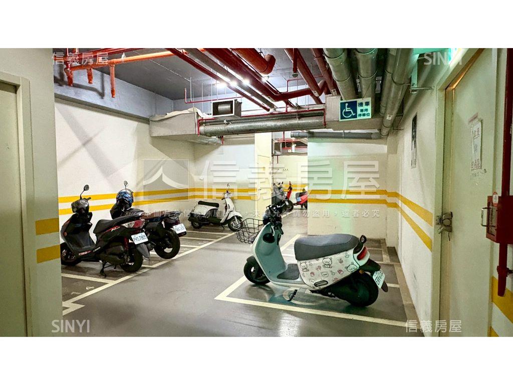 肯佳挑高精美套房房屋室內格局與周邊環境