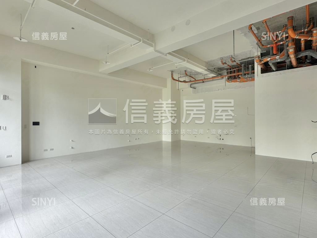 惠宇敦北大面寬賺錢店面房屋室內格局與周邊環境