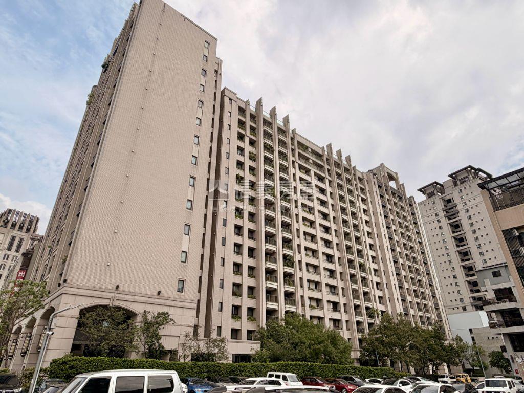 惠宇澄品四房雙車位精裝戶房屋室內格局與周邊環境