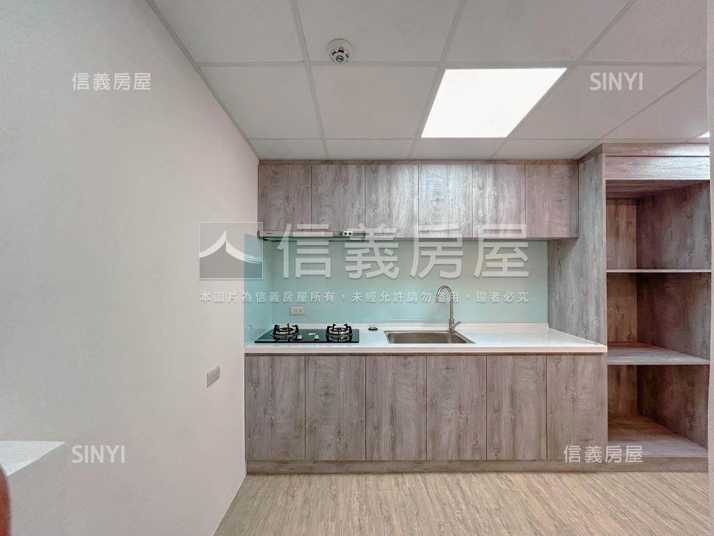【東區】二樓三房整新美宅房屋室內格局與周邊環境