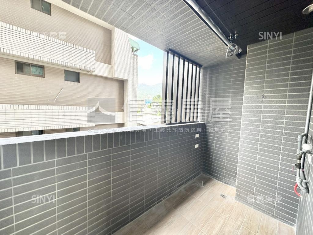 【奇岩重劃】新三房附車位房屋室內格局與周邊環境