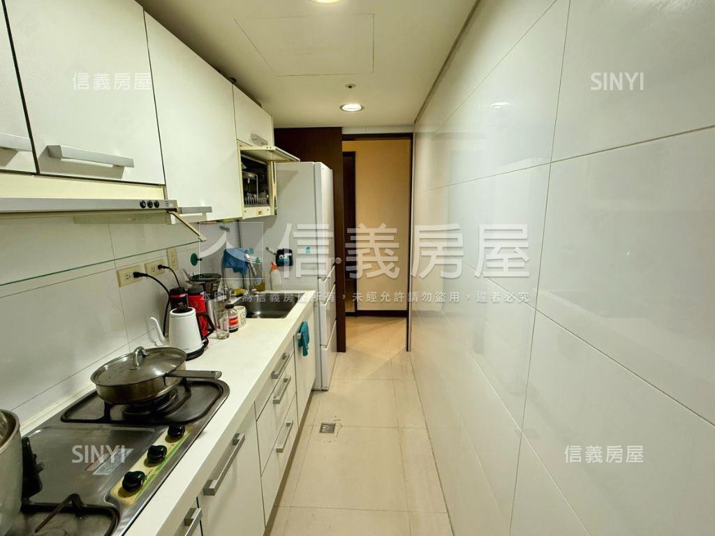 好久不見‧力麒青春２房房屋室內格局與周邊環境