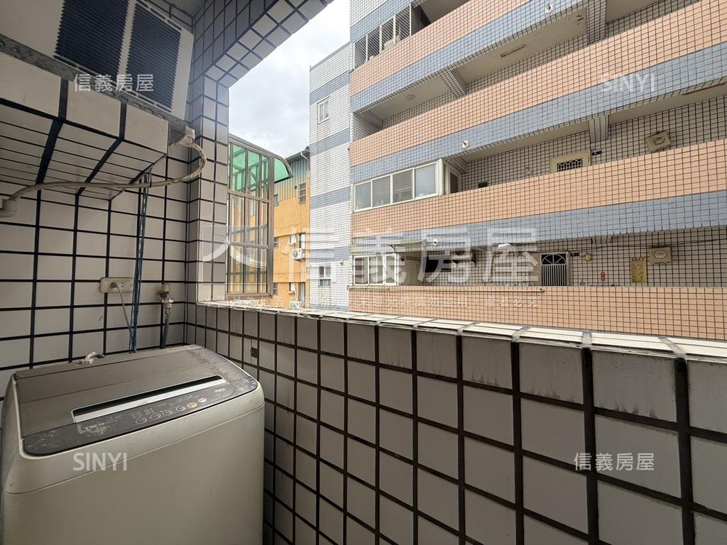 向上公益商圈美套房房屋室內格局與周邊環境