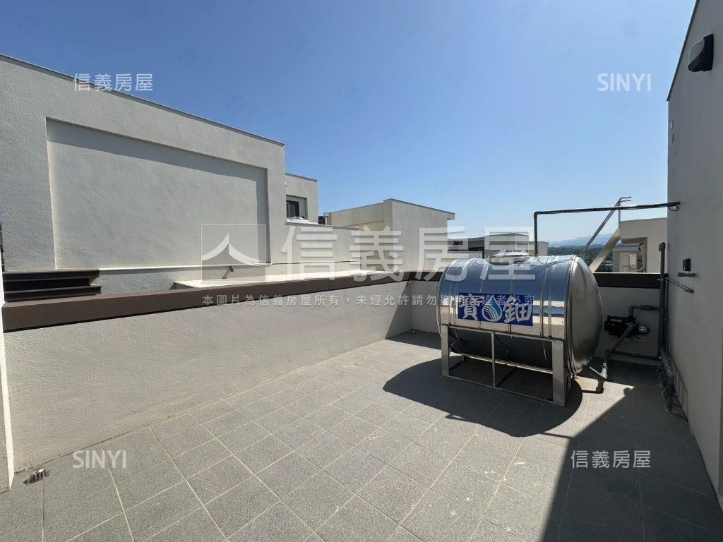 森ＶＩＬＬＡ採光美透天房屋室內格局與周邊環境