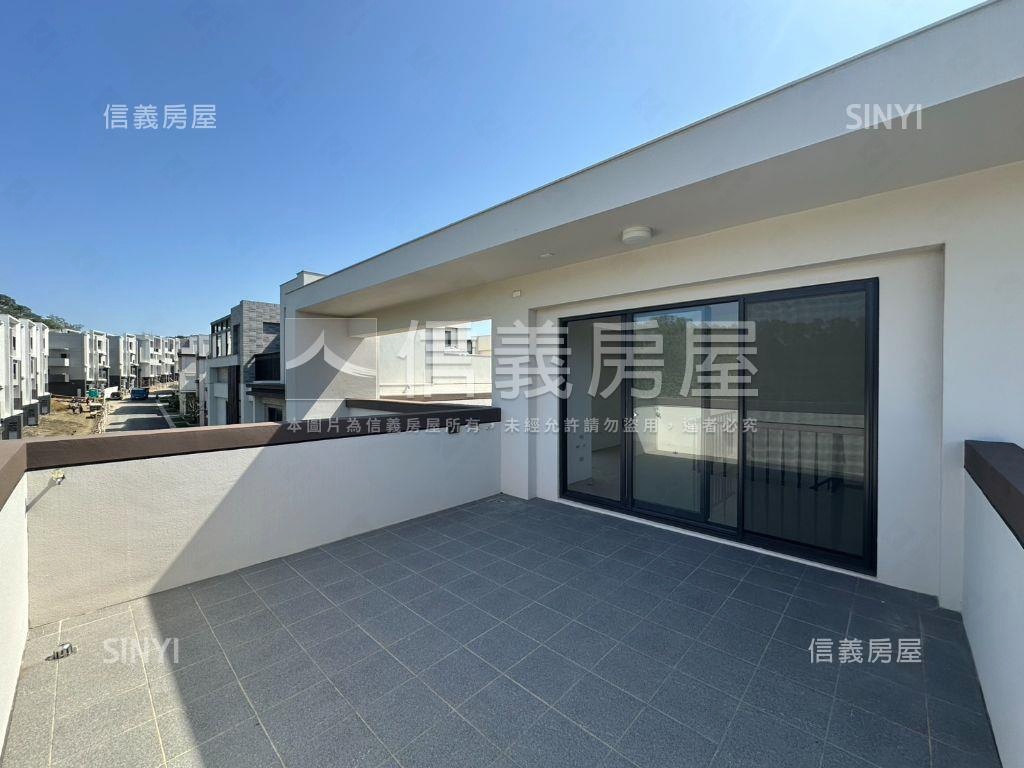 森ＶＩＬＬＡ採光美透天房屋室內格局與周邊環境
