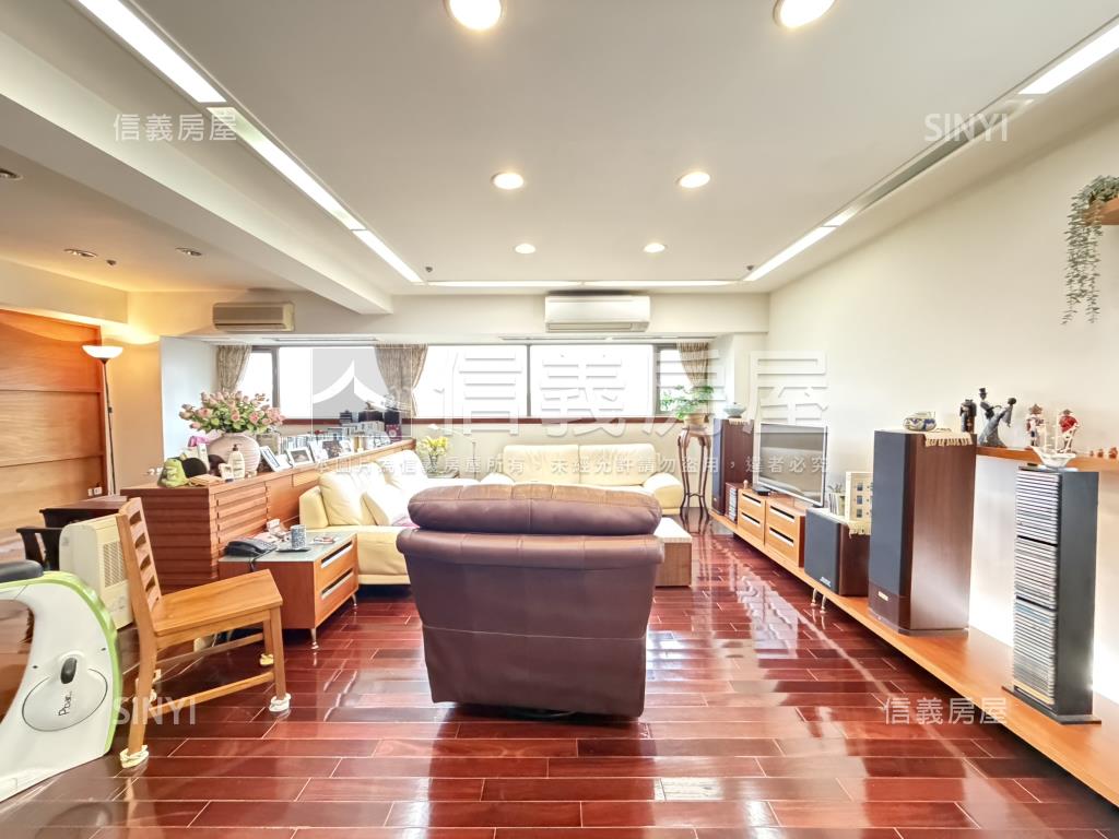 蘭亭面公園景大戶平面車位房屋室內格局與周邊環境