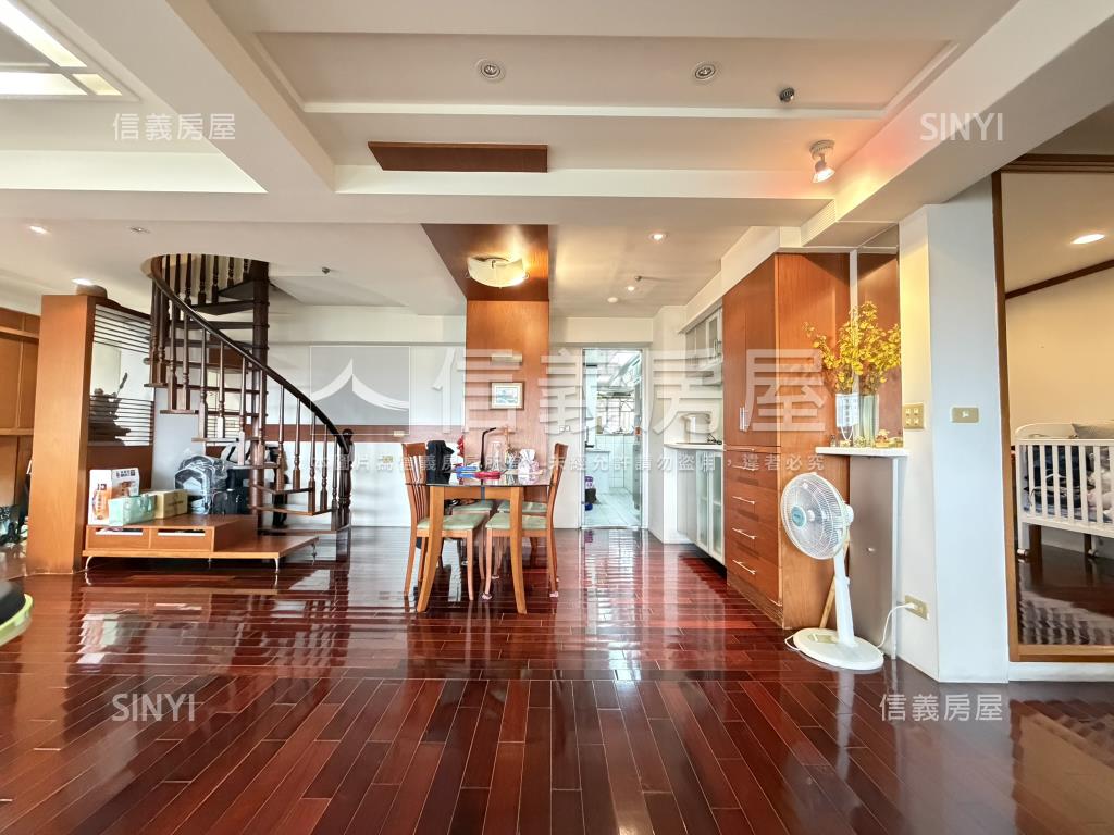 蘭亭面公園景大戶平面車位房屋室內格局與周邊環境