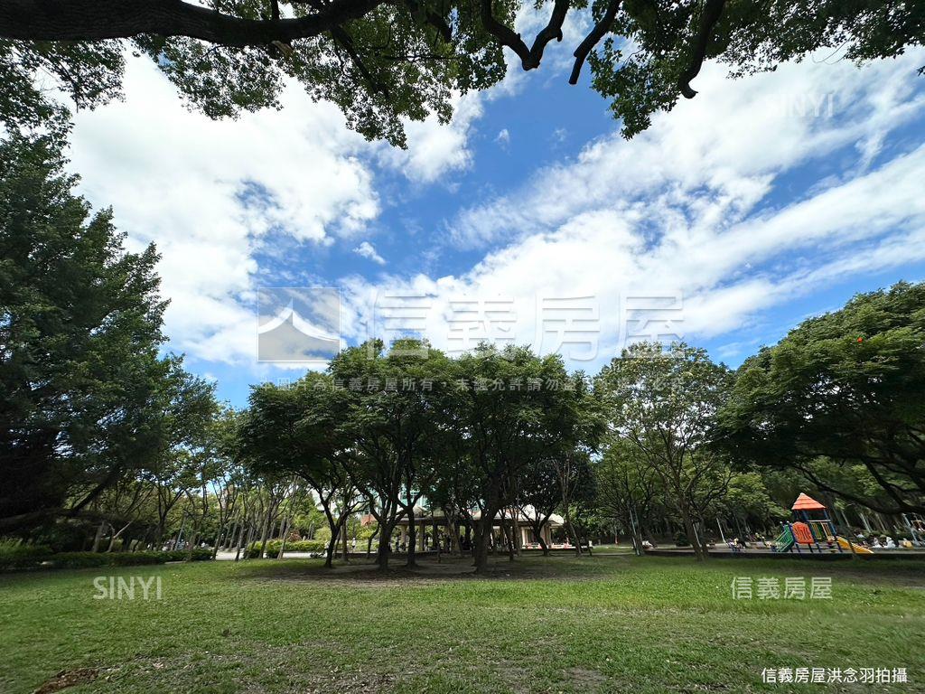 蘭亭面公園景大戶平面車位房屋室內格局與周邊環境