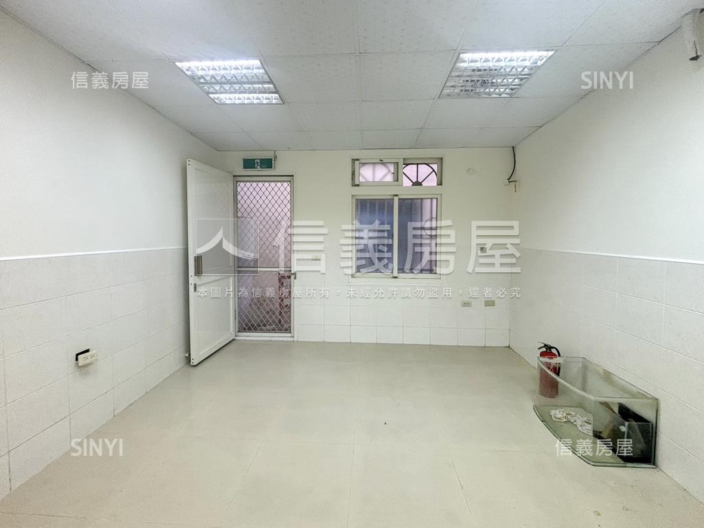 美濃活巷採光騎樓美透天房屋室內格局與周邊環境