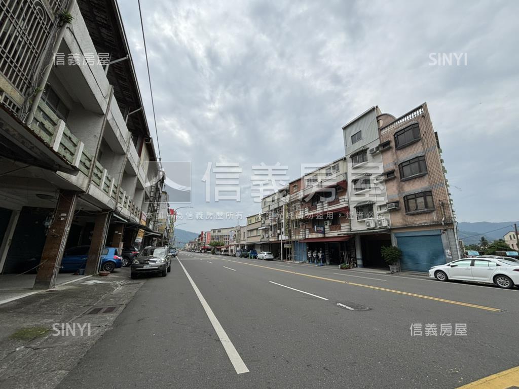 美濃活巷採光騎樓美透天房屋室內格局與周邊環境