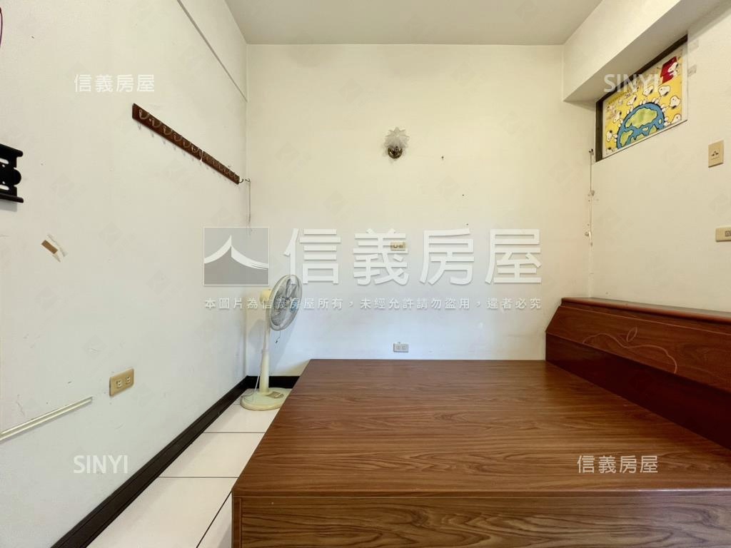 ✨東區｜大兩房有車位美居房屋室內格局與周邊環境