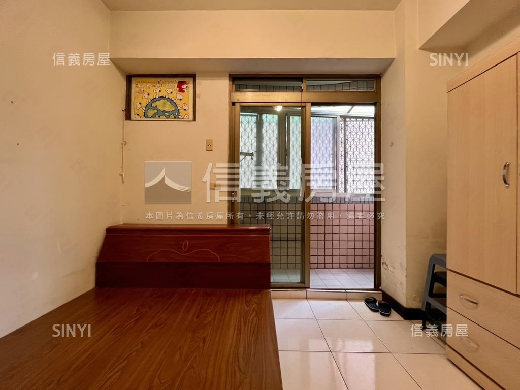 ✨東區｜大兩房有車位美居房屋室內格局與周邊環境