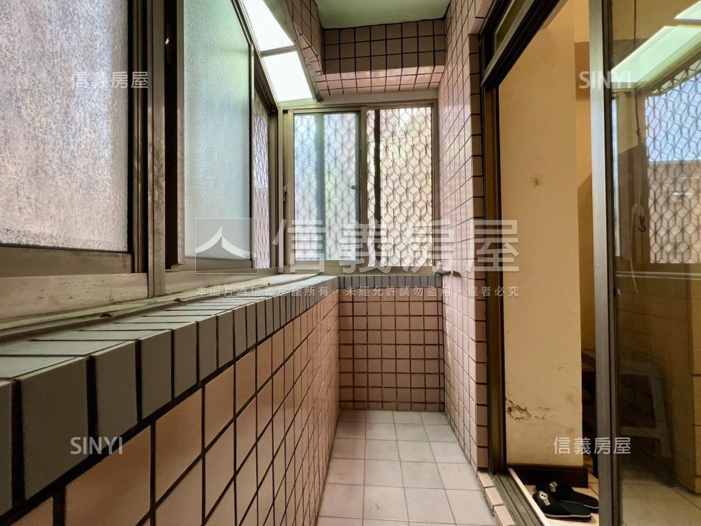✨東區｜大兩房有車位美居房屋室內格局與周邊環境