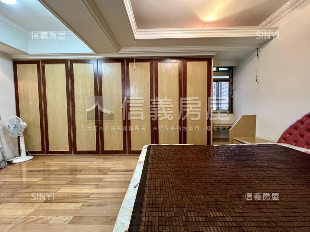 ✨東區｜大兩房有車位美居房屋室內格局與周邊環境