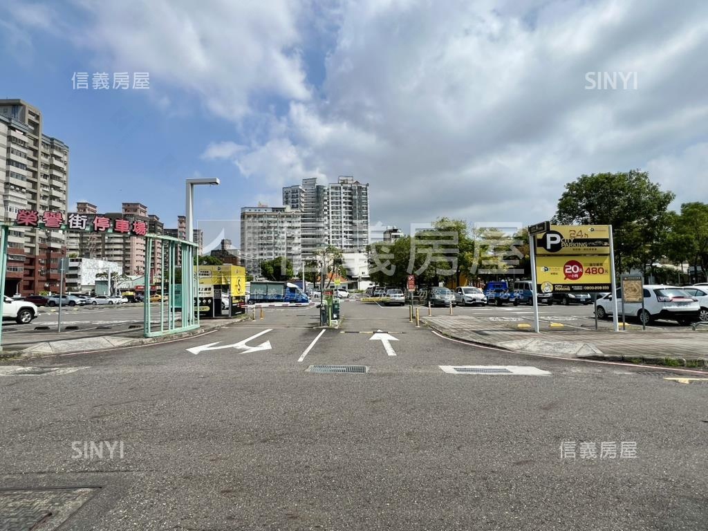 ✨東區｜大兩房有車位美居房屋室內格局與周邊環境