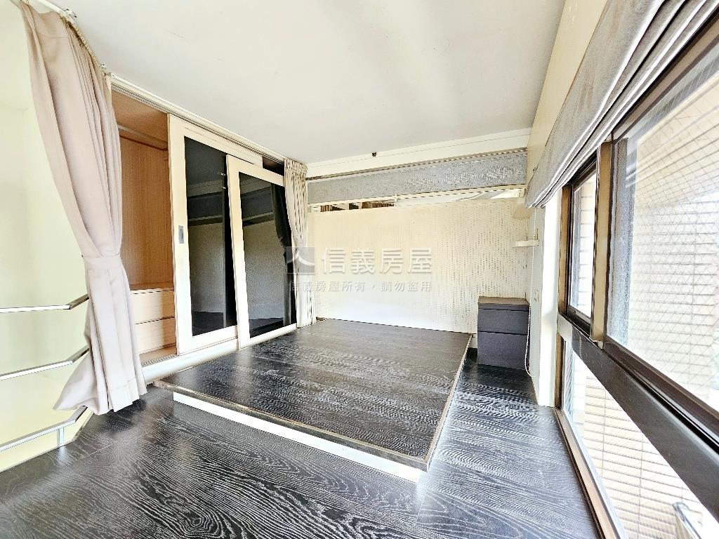 【新案】１０１天際線美居房屋室內格局與周邊環境