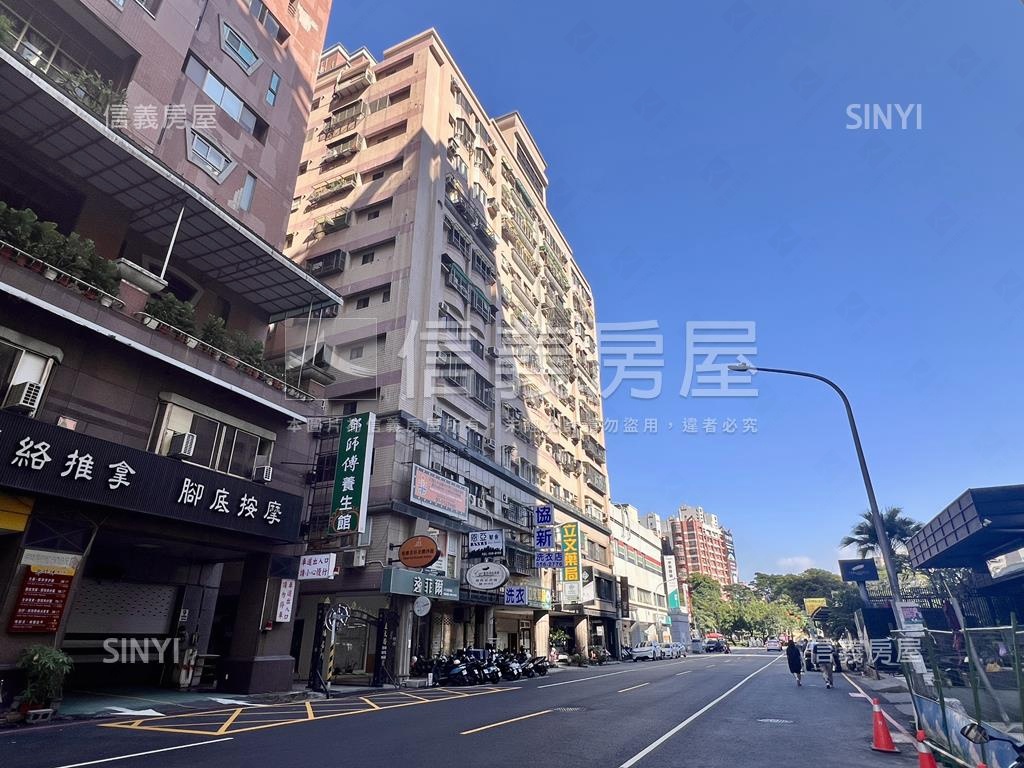 弘揚名門高樓三房有車位房屋室內格局與周邊環境