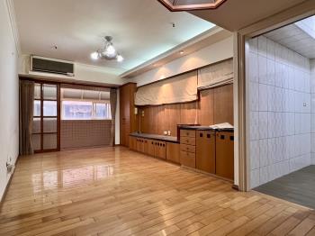 弘揚名門高樓三房有車位