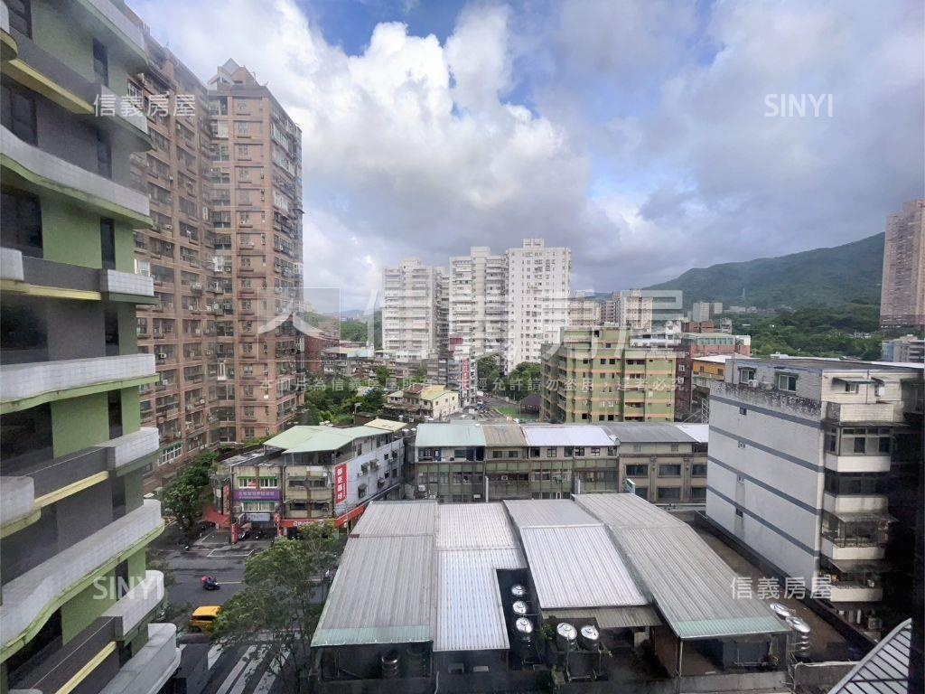 忠孝大院精美兩房雙衛房屋室內格局與周邊環境