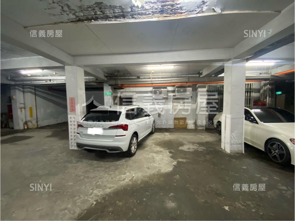 北門【大】坡平車位房屋室內格局與周邊環境