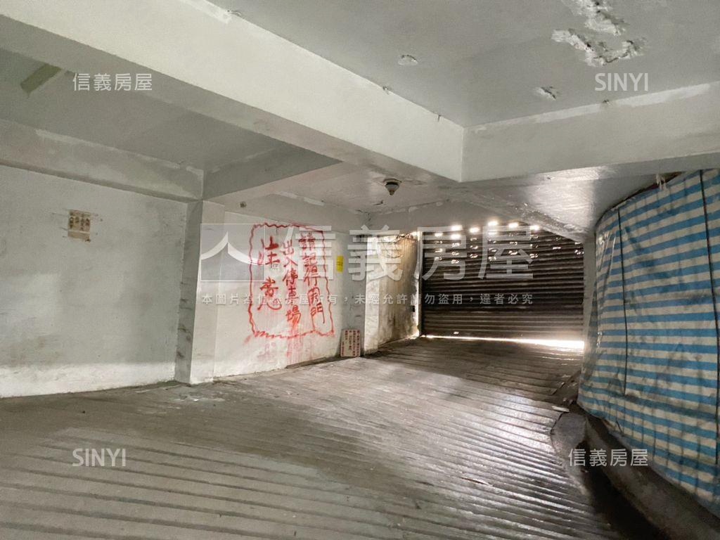 北門【大】坡平車位房屋室內格局與周邊環境