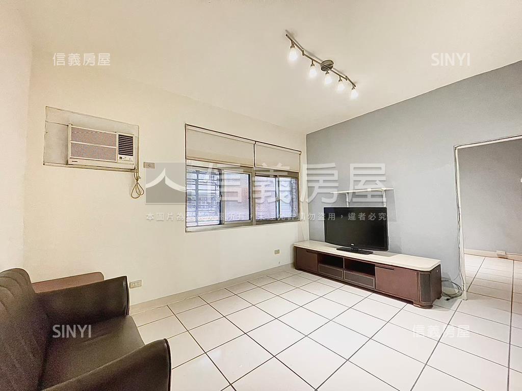 台北市一層一戶低樓層二樓房屋室內格局與周邊環境