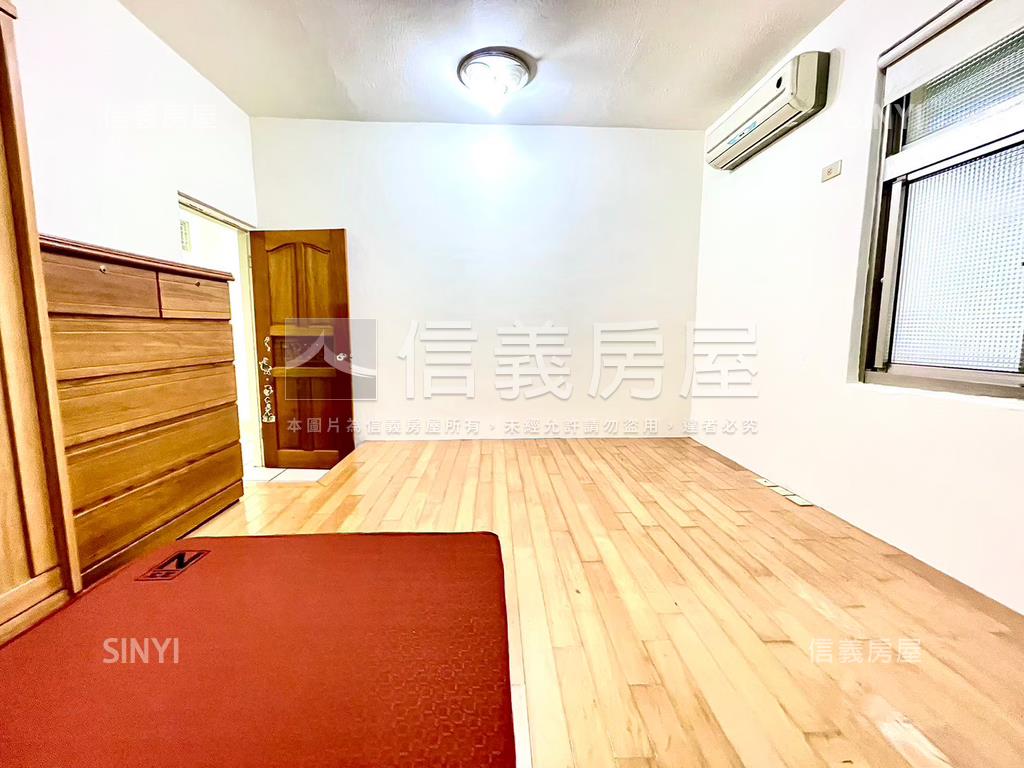 台北市一層一戶低樓層二樓房屋室內格局與周邊環境