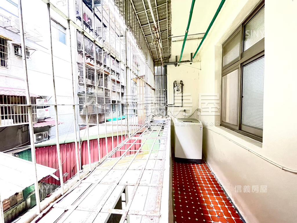 台北市一層一戶低樓層二樓房屋室內格局與周邊環境