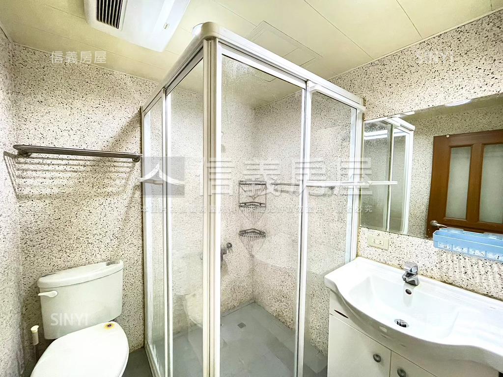 台北市一層一戶低樓層二樓房屋室內格局與周邊環境