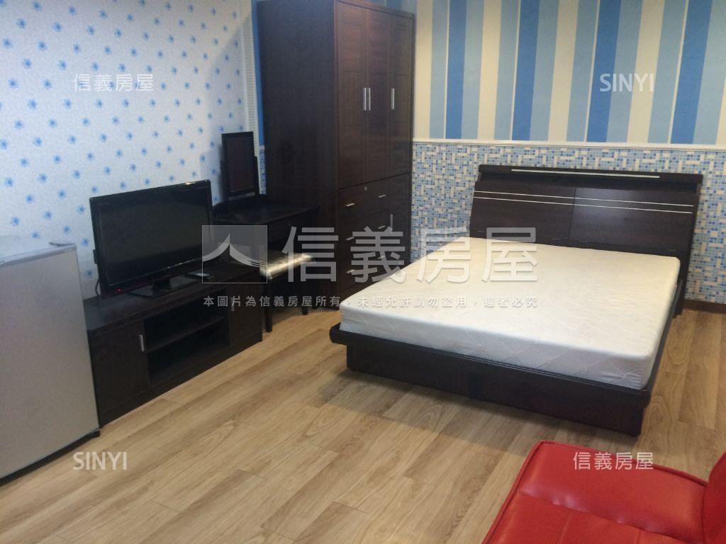 巨蛋一樓包租屋房屋室內格局與周邊環境
