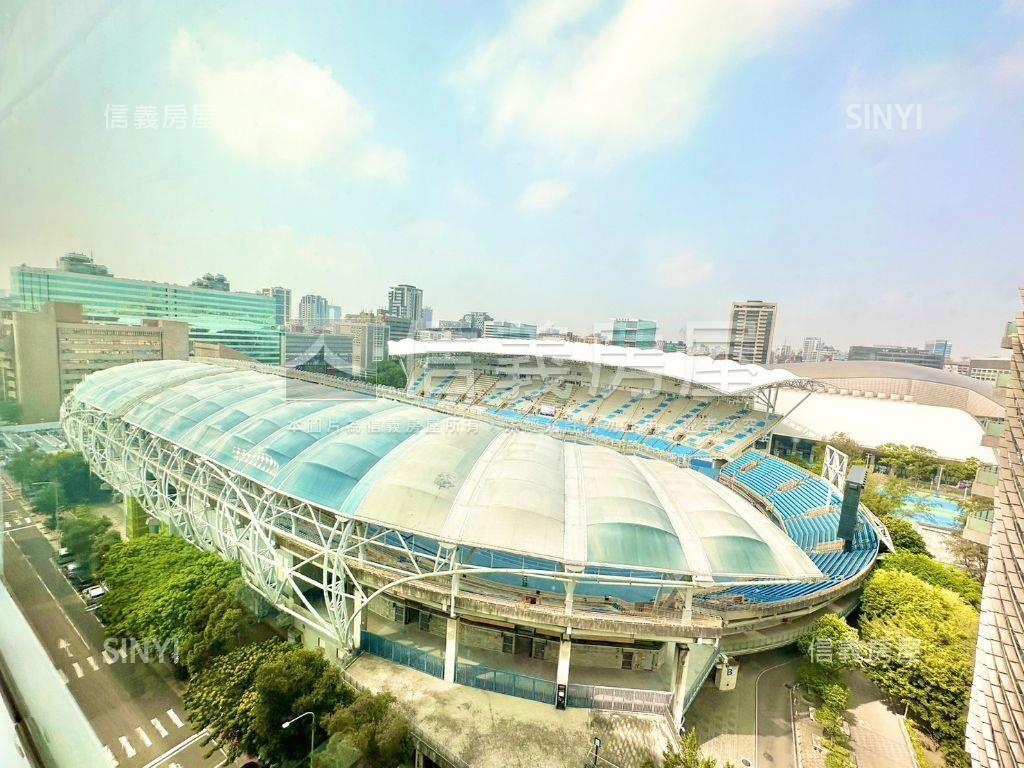 巨蛋一樓包租屋房屋室內格局與周邊環境