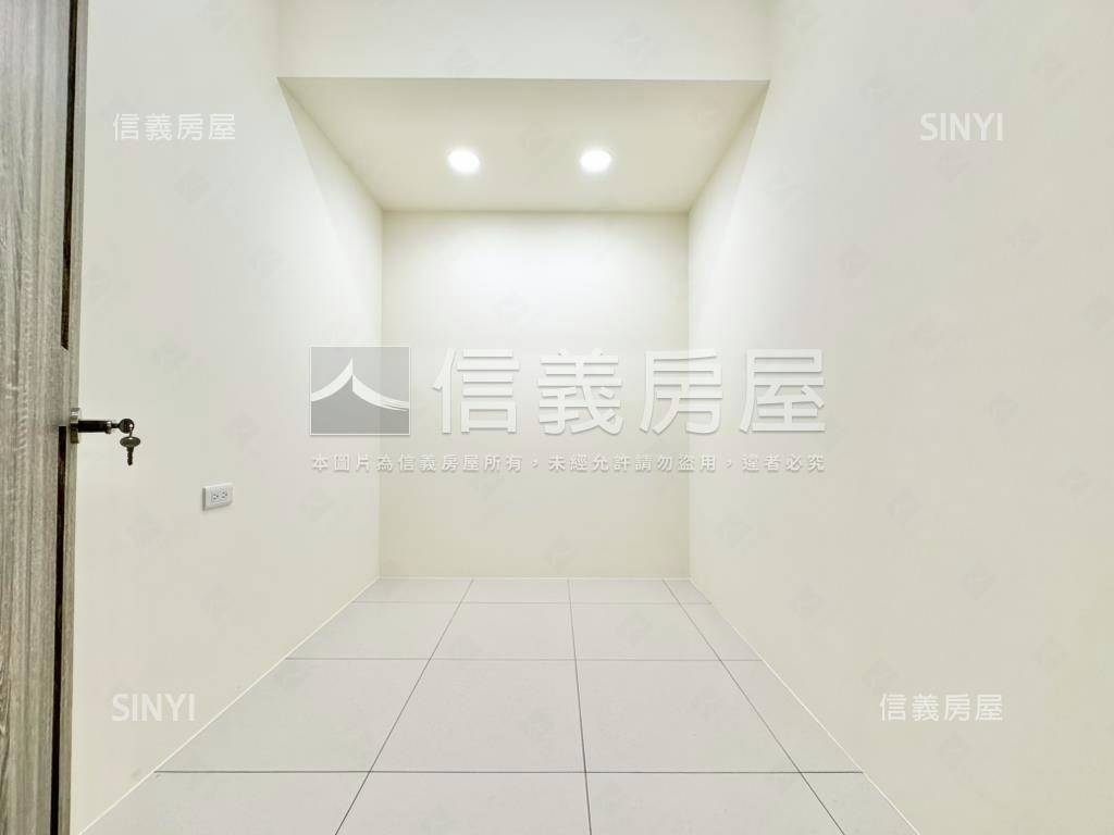 丹麥琥珀⭐️挑高智能裝潢房屋室內格局與周邊環境