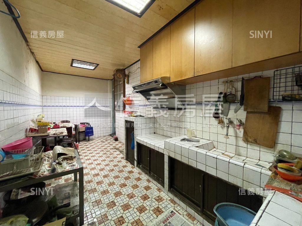 近軟體園區大地坪透天房屋室內格局與周邊環境