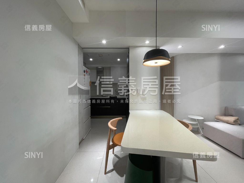 國聚之碩三房裝潢視野戶房屋室內格局與周邊環境