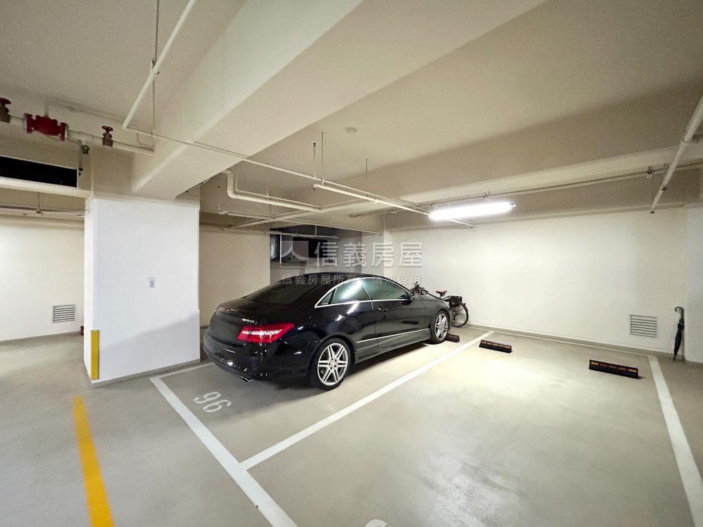 忠泰建設帝景三房休旅車位房屋室內格局與周邊環境