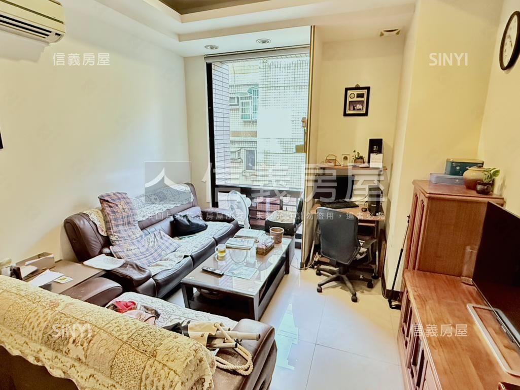 瓏山林喜來登三房房屋室內格局與周邊環境