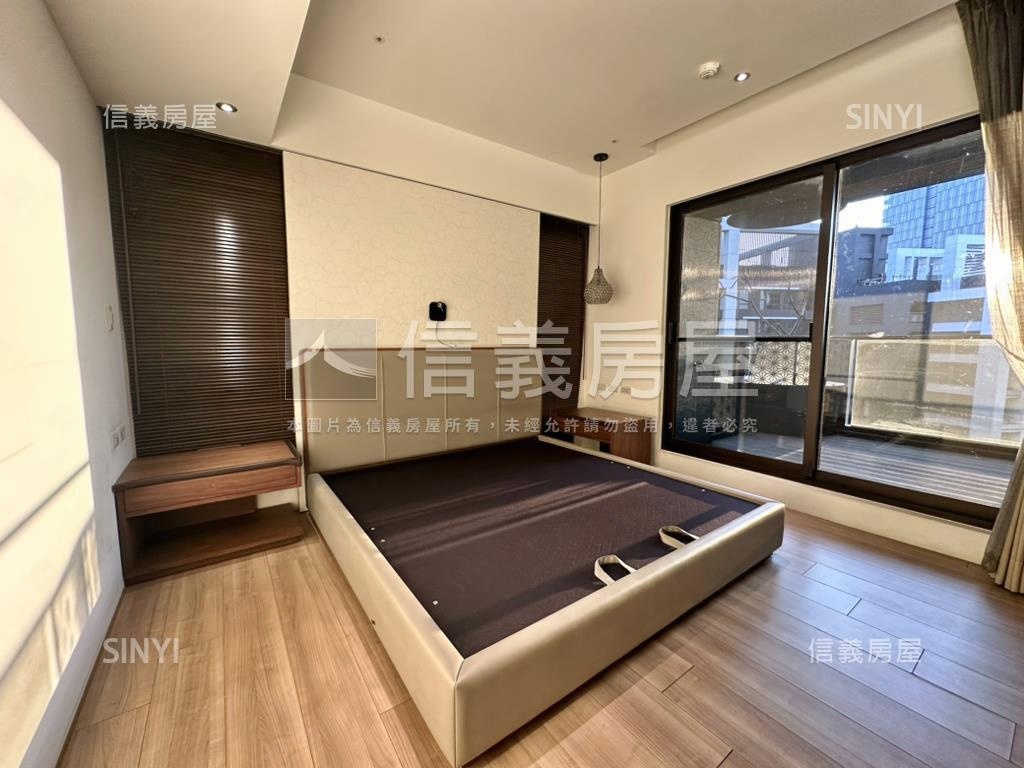 閱世界高樓精緻４房車位房屋室內格局與周邊環境