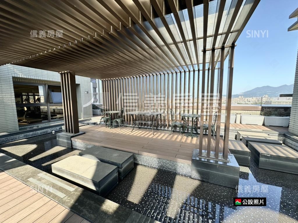 閱世界高樓精緻４房車位房屋室內格局與周邊環境