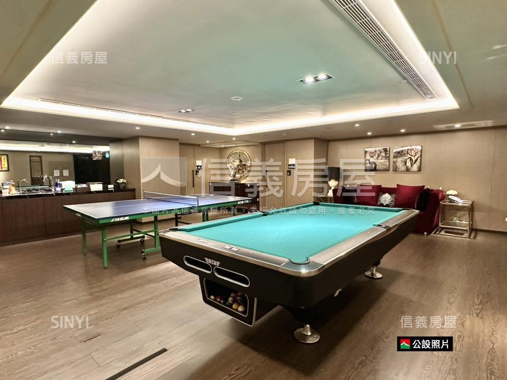 閱世界高樓精緻４房車位房屋室內格局與周邊環境