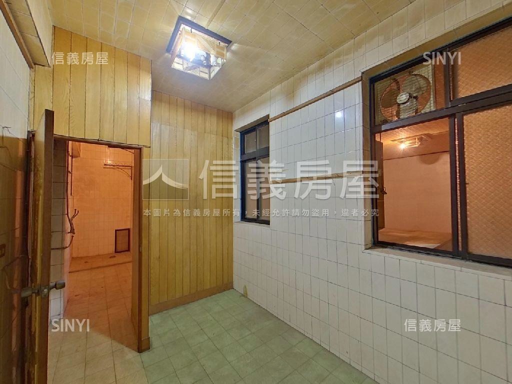 海山捷運美寓２樓房屋室內格局與周邊環境