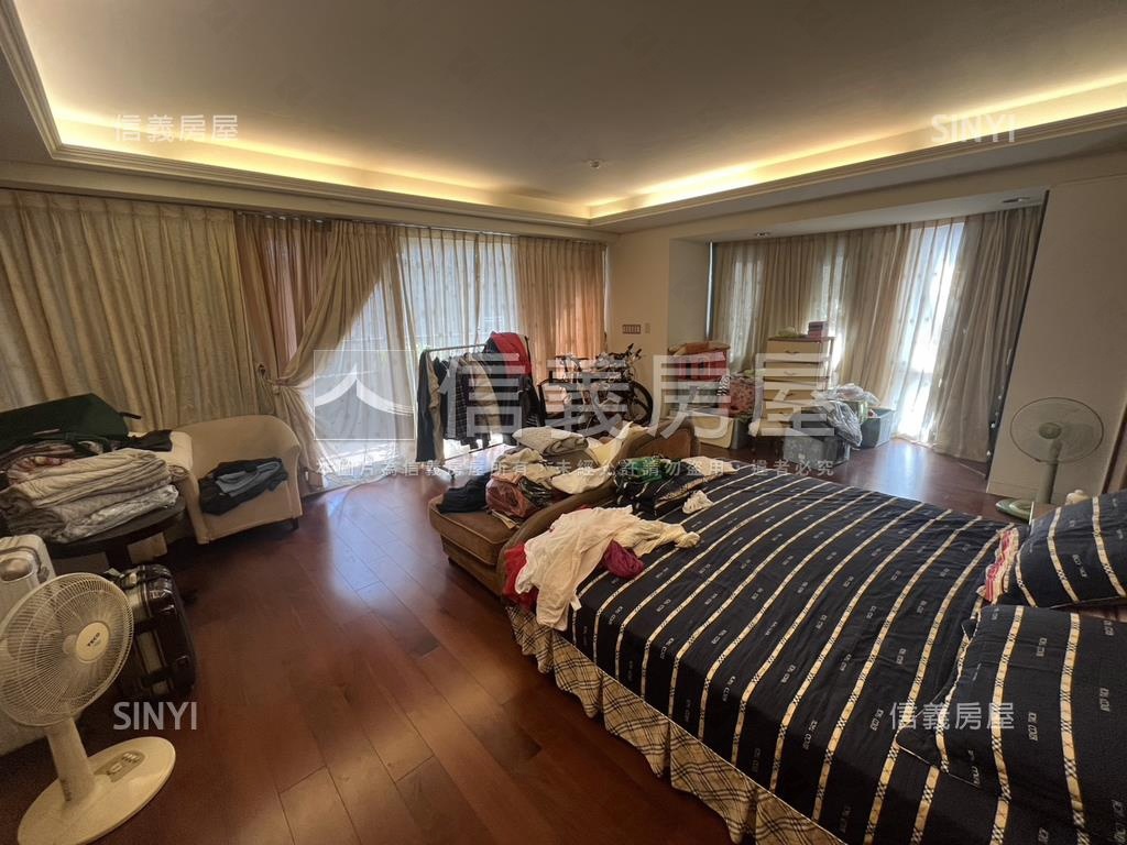 急售！天籟美術四房雙平車房屋室內格局與周邊環境