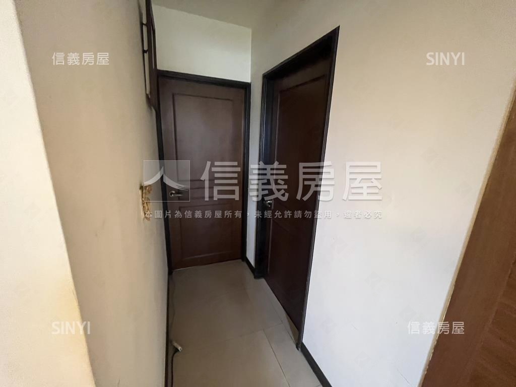 急售！天籟美術四房雙平車房屋室內格局與周邊環境