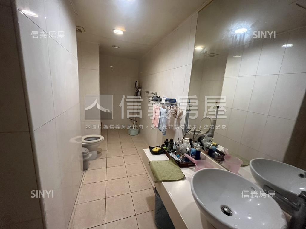 急售！天籟美術四房雙平車房屋室內格局與周邊環境