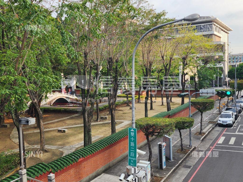 雙十路整層大空間辦公大樓房屋室內格局與周邊環境
