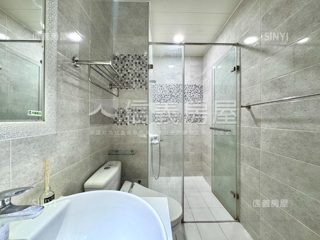 安南安西臻陶喜２房平車房屋室內格局與周邊環境