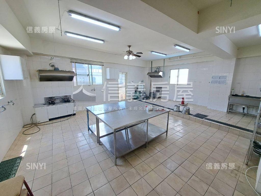 東山路稀有八米面寬透店房屋室內格局與周邊環境